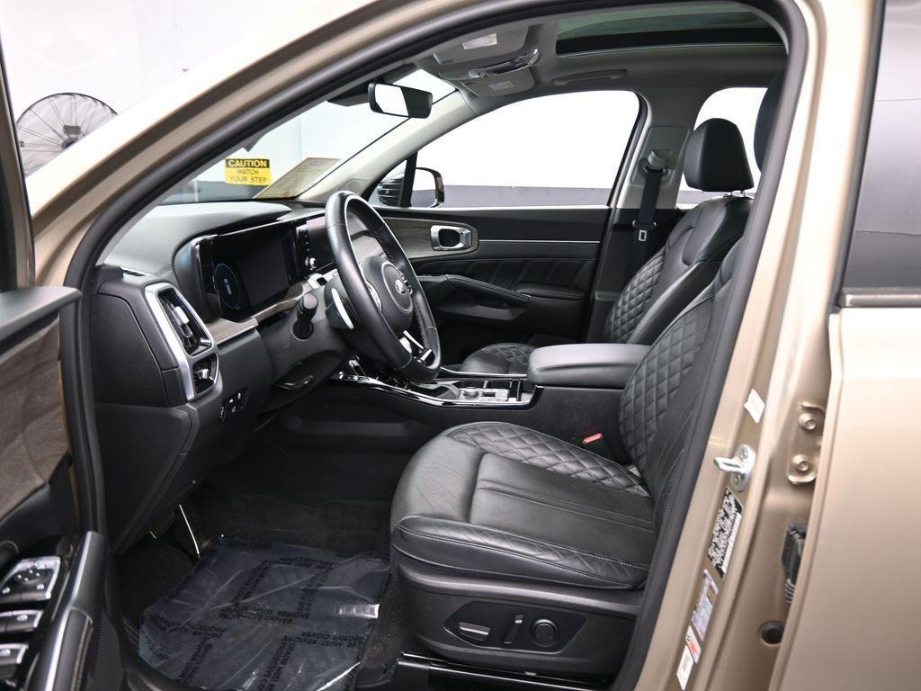 used 2021 Kia Sorento car, priced at $32,993