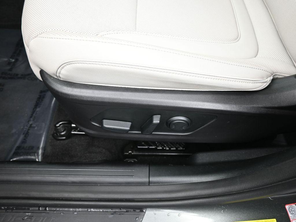 used 2022 Hyundai Tucson car, priced at $23,996