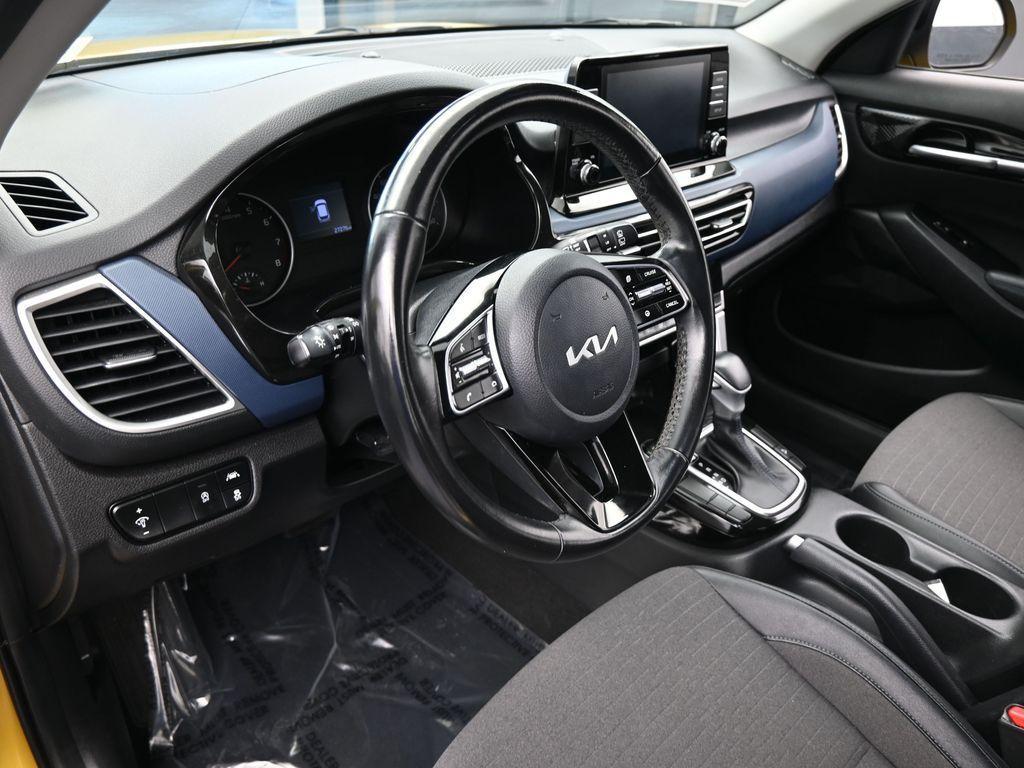used 2023 Kia Seltos car, priced at $18,006