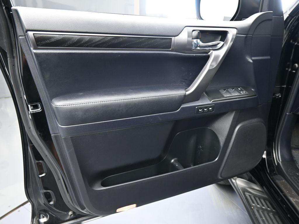 used 2023 Lexus GX 460 car, priced at $55,950
