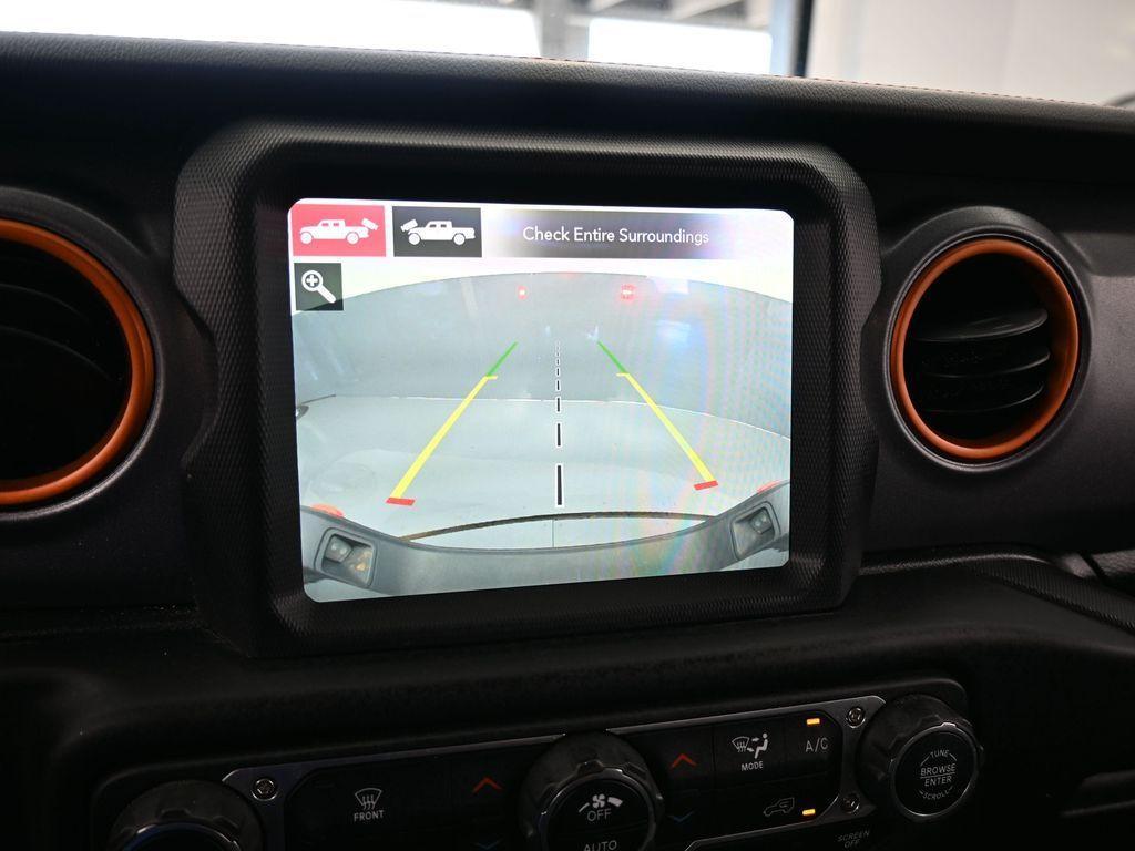 used 2022 Jeep Gladiator car, priced at $34,448