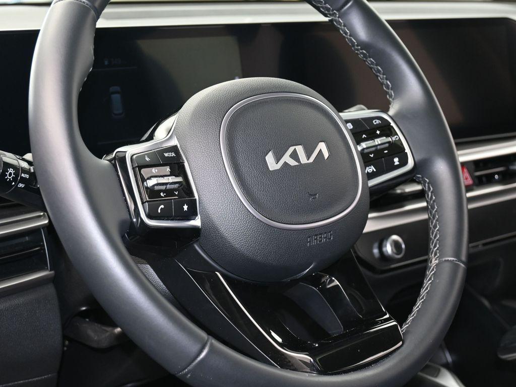 used 2024 Kia Sorento car, priced at $33,698