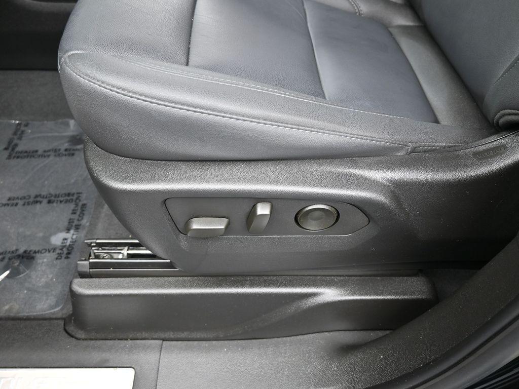 used 2025 Chevrolet Tahoe car, priced at $58,750