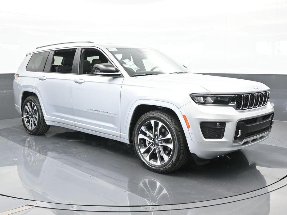 new 2024 Jeep Grand Cherokee L car, priced at $55,296