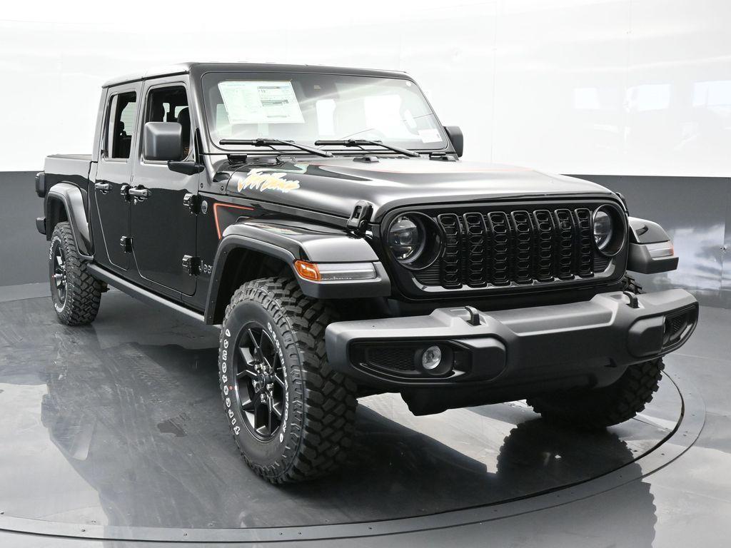 new 2024 Jeep Gladiator car, priced at $43,997