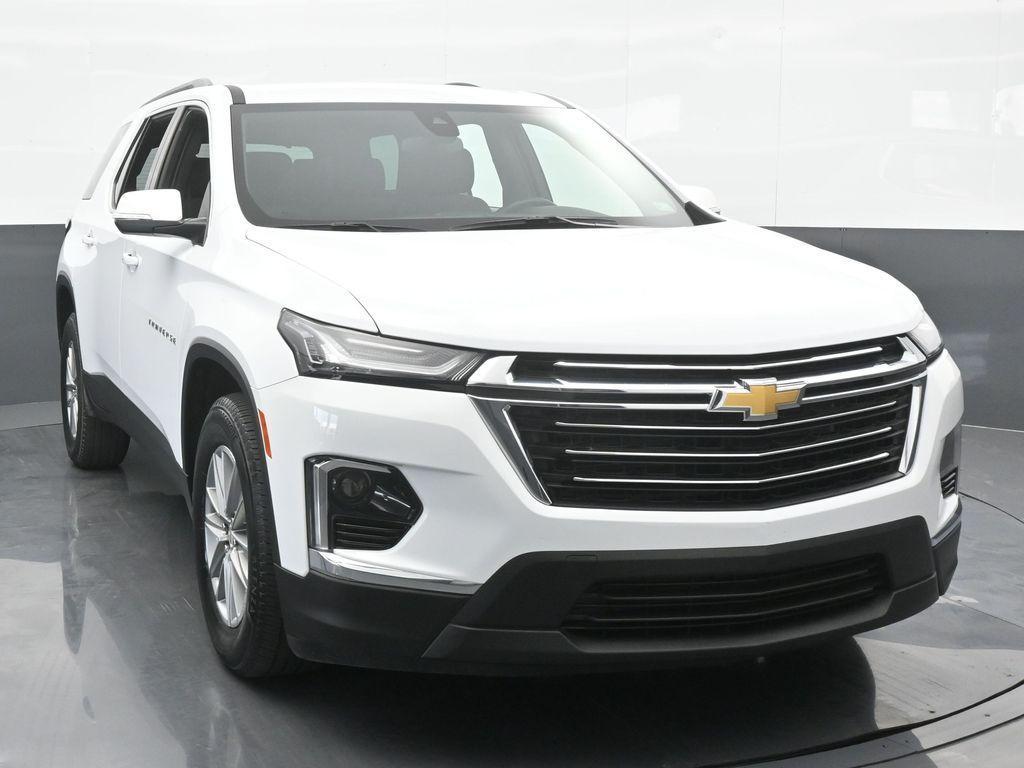 used 2023 Chevrolet Traverse car, priced at $25,995