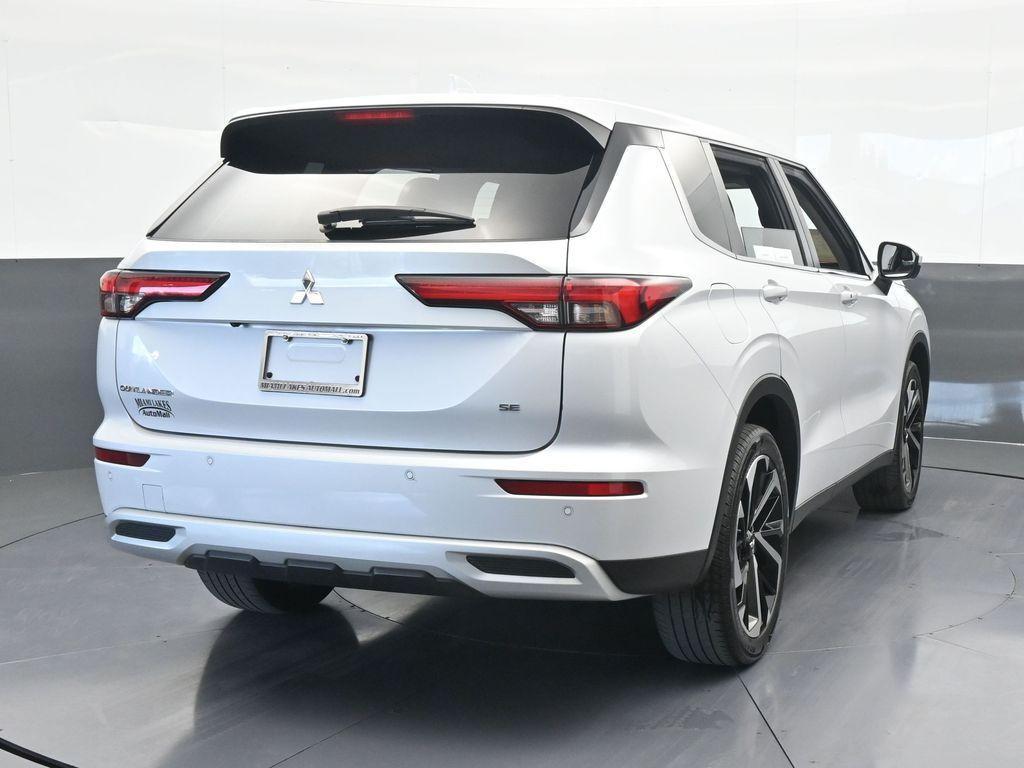 used 2023 Mitsubishi Outlander car, priced at $25,800