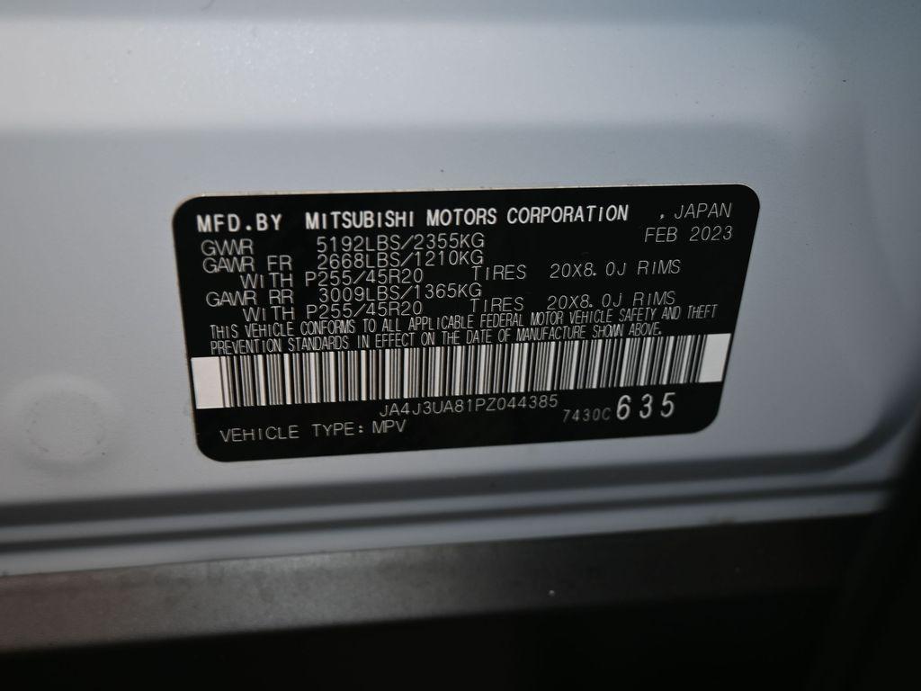 used 2023 Mitsubishi Outlander car, priced at $25,800