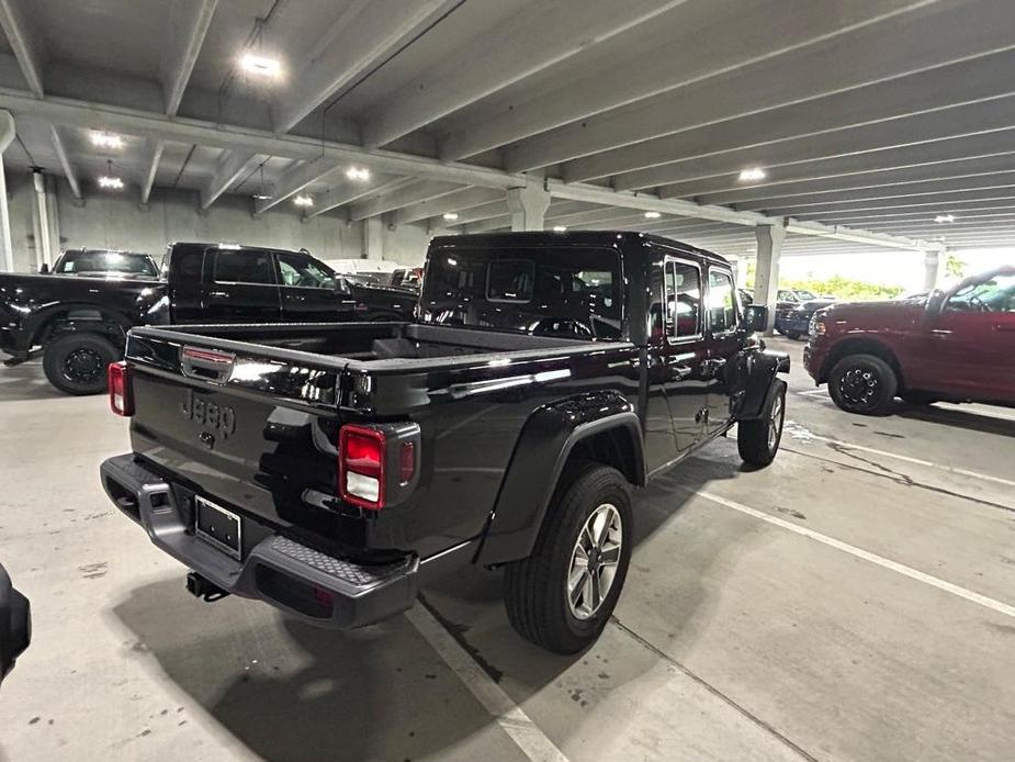 new 2024 Jeep Gladiator car, priced at $44,291