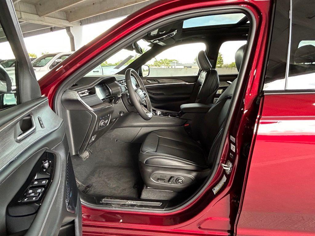 used 2024 Jeep Grand Cherokee 4xe car, priced at $46,797