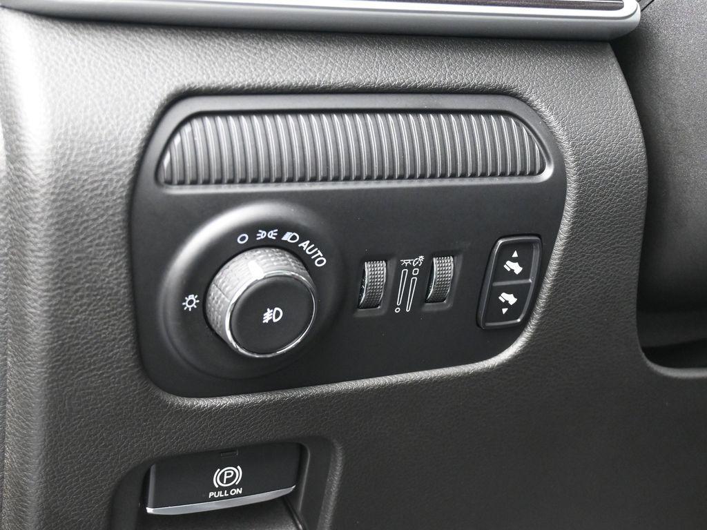 used 2024 Jeep Wagoneer L car, priced at $47,995