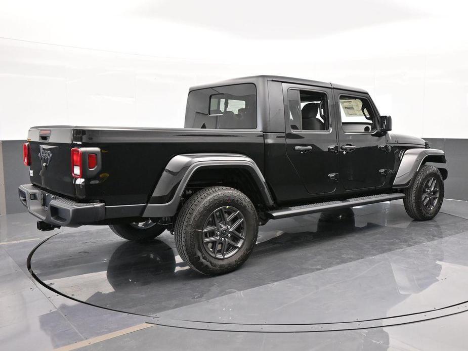 new 2024 Jeep Gladiator car, priced at $42,870