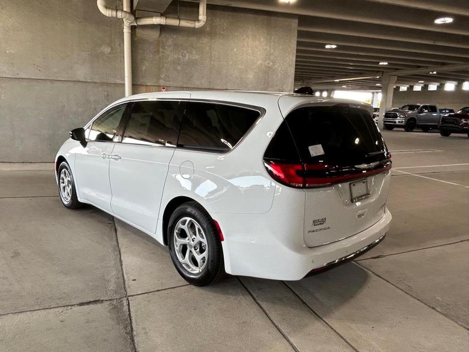 new 2024 Chrysler Pacifica car, priced at $40,831