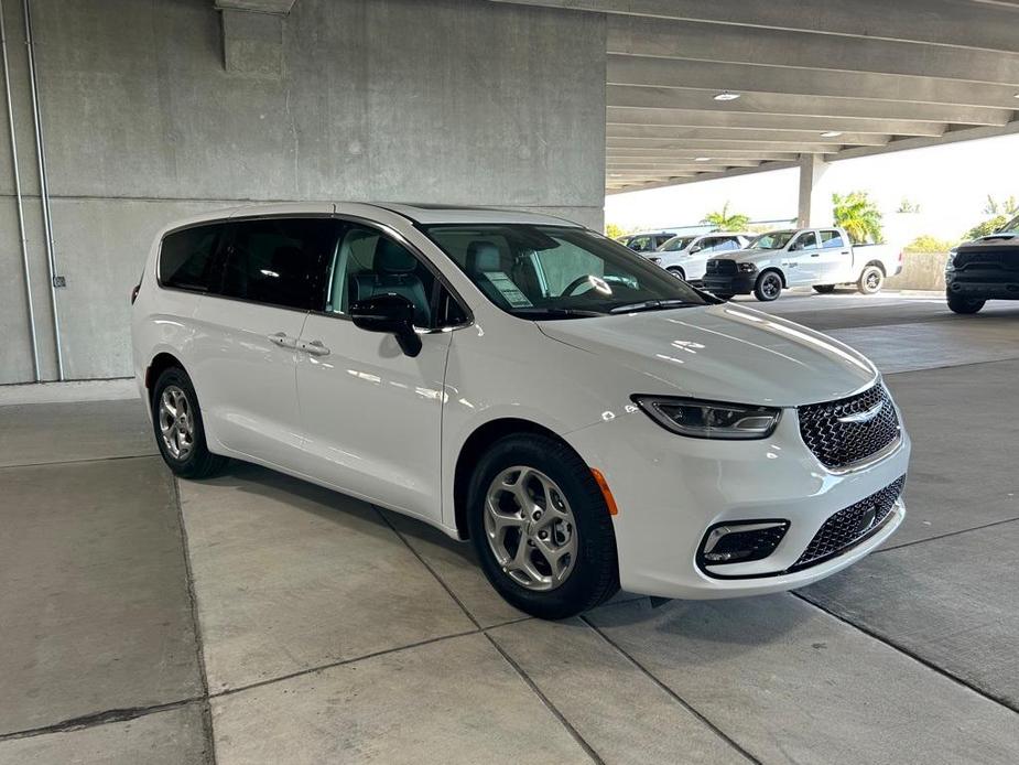 new 2024 Chrysler Pacifica car, priced at $40,831