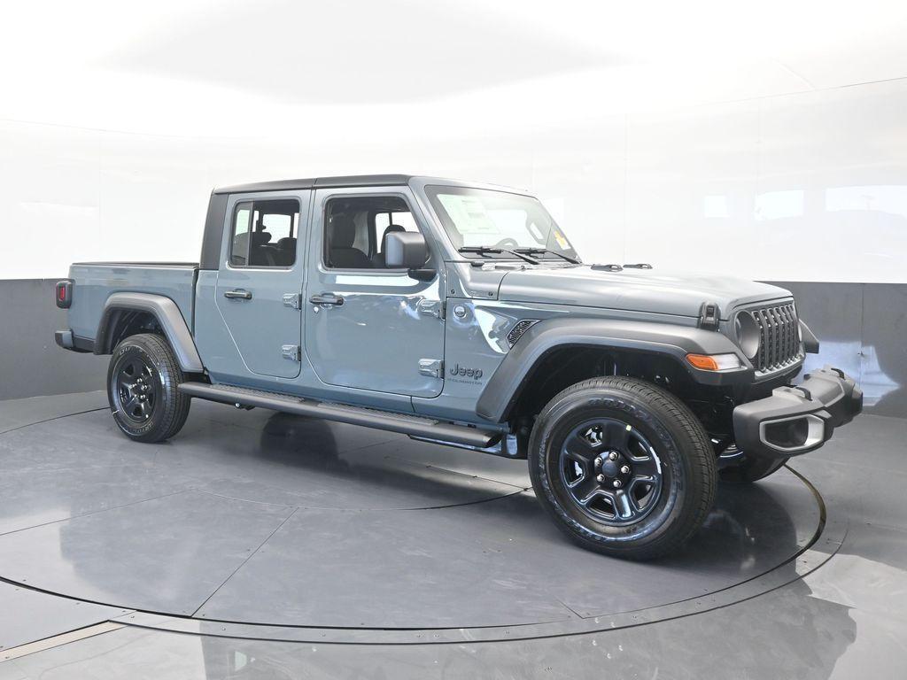 new 2026 Jeep Gladiator car, priced at $46,615