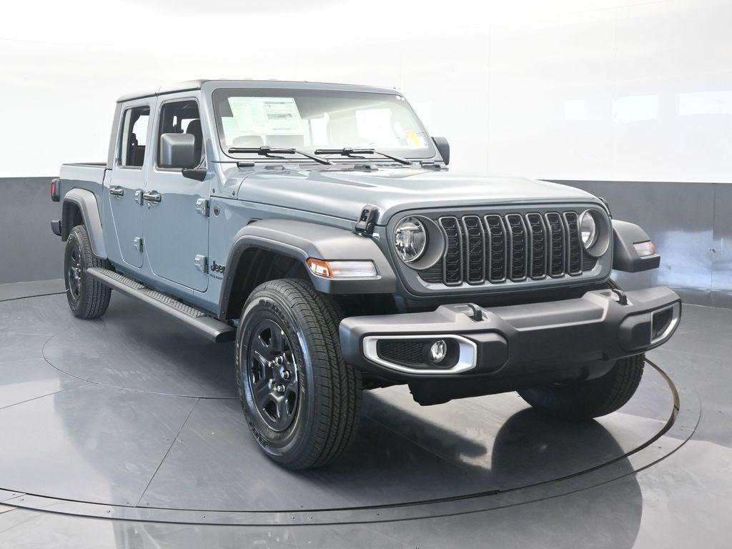 new 2026 Jeep Gladiator car, priced at $46,615