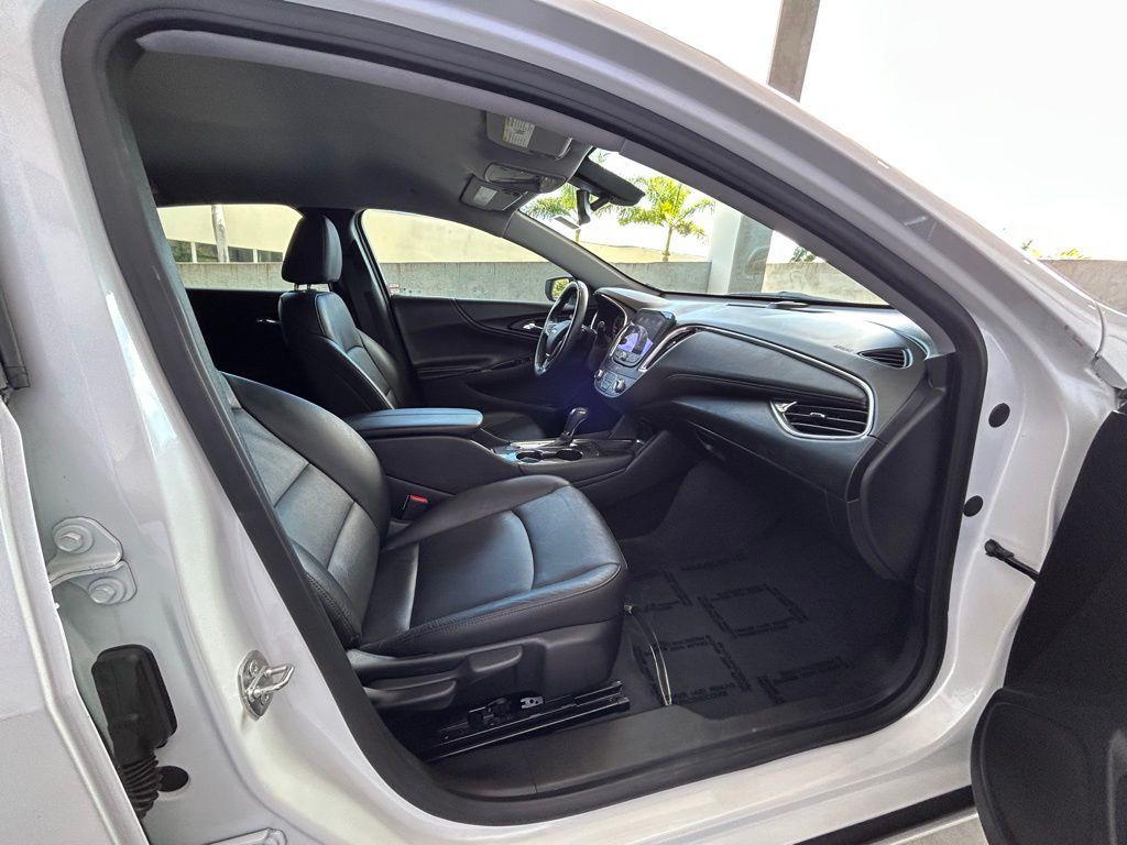 used 2019 Chevrolet Malibu car, priced at $14,641