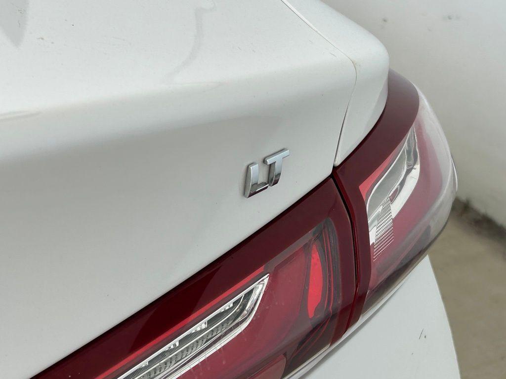 used 2019 Chevrolet Malibu car, priced at $14,641