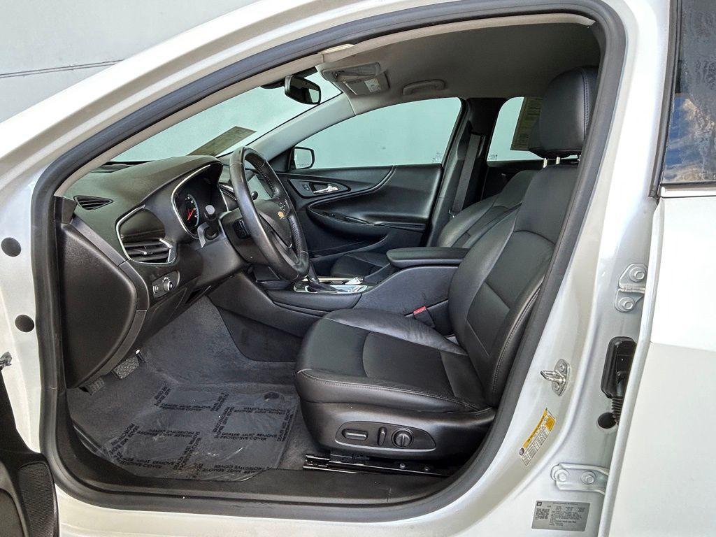 used 2019 Chevrolet Malibu car, priced at $14,641
