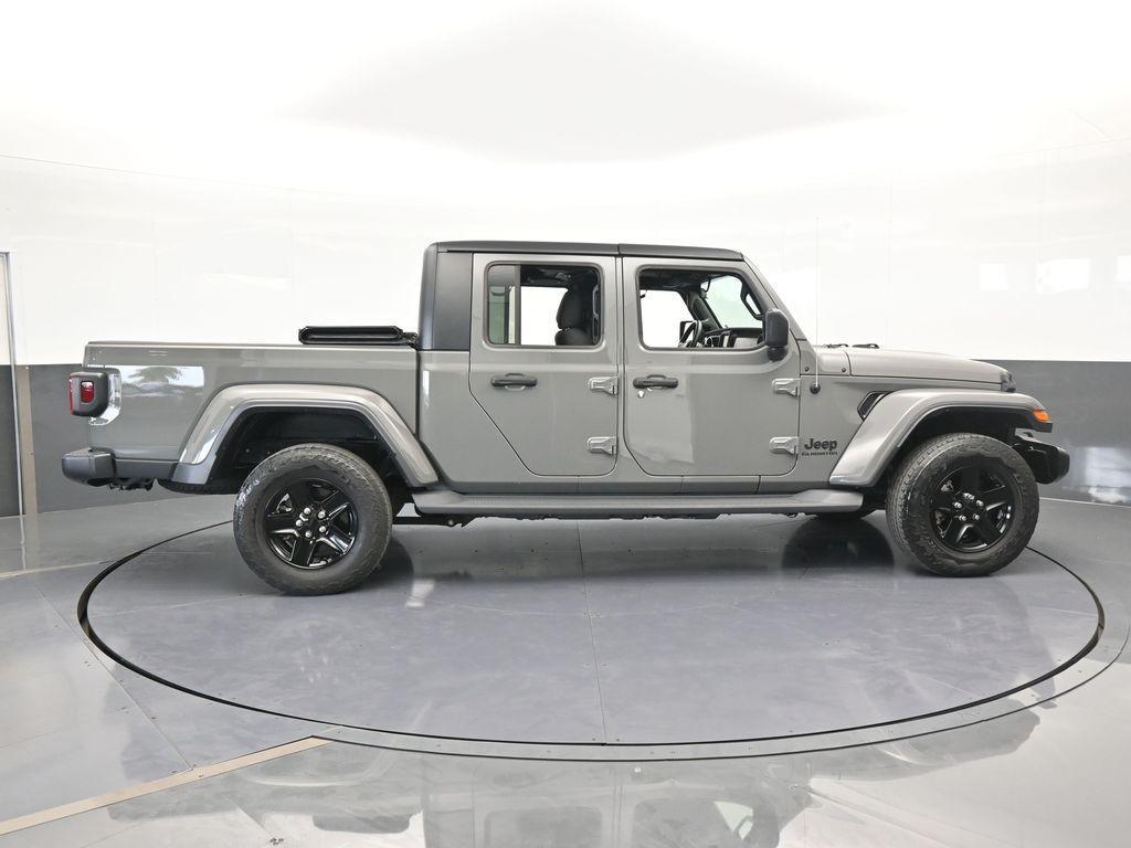 used 2021 Jeep Gladiator car, priced at $32,950