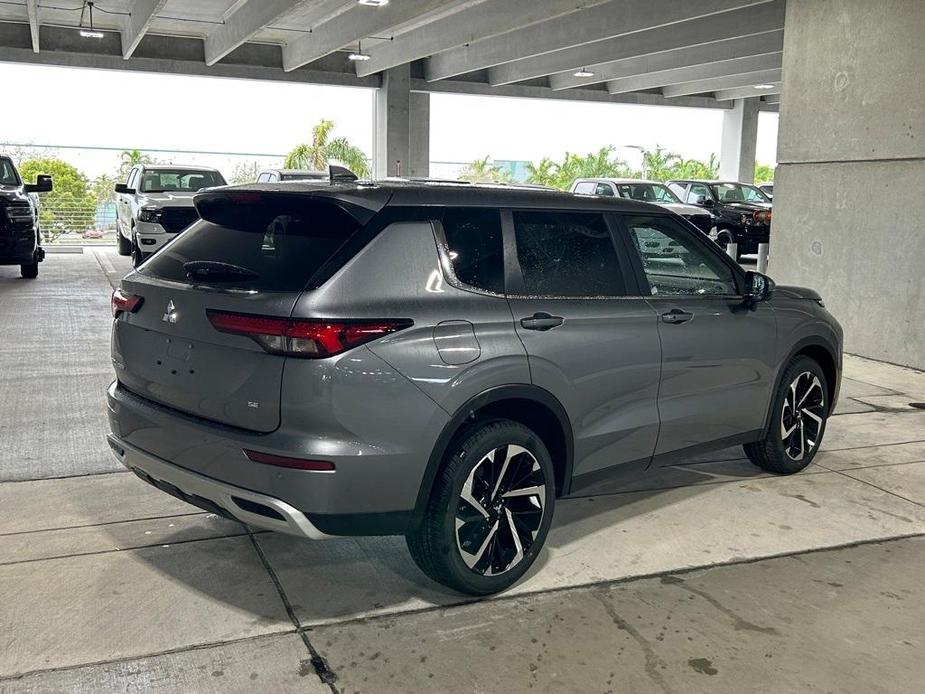 new 2024 Mitsubishi Outlander car, priced at $31,590