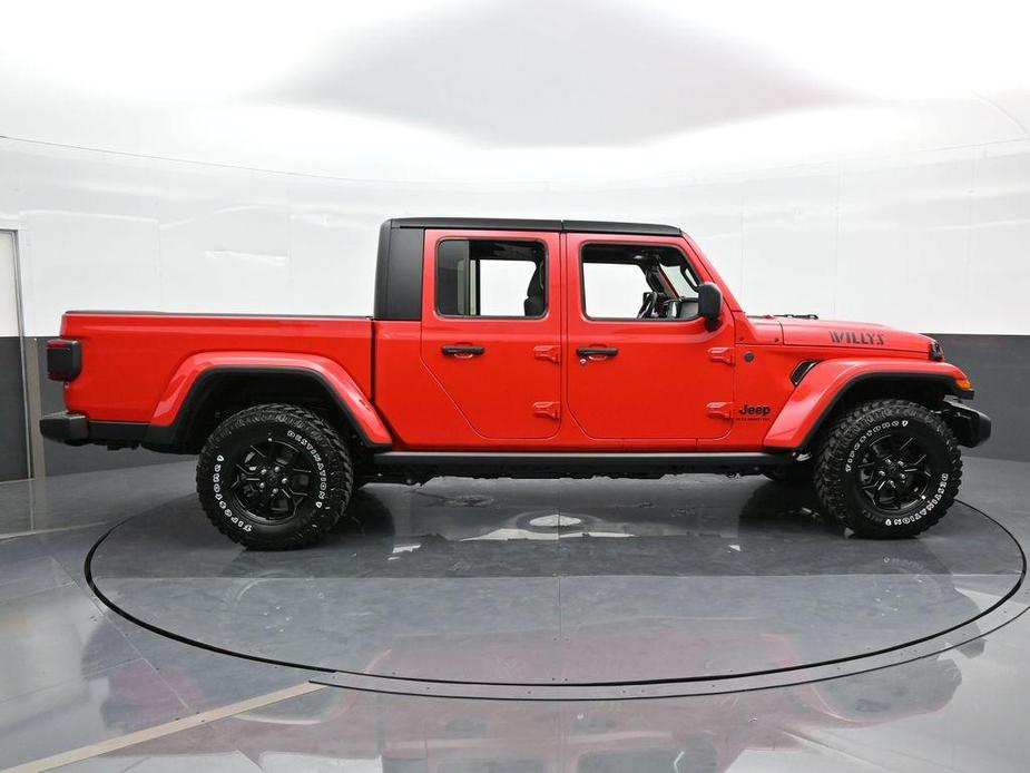 new 2024 Jeep Gladiator car, priced at $48,385