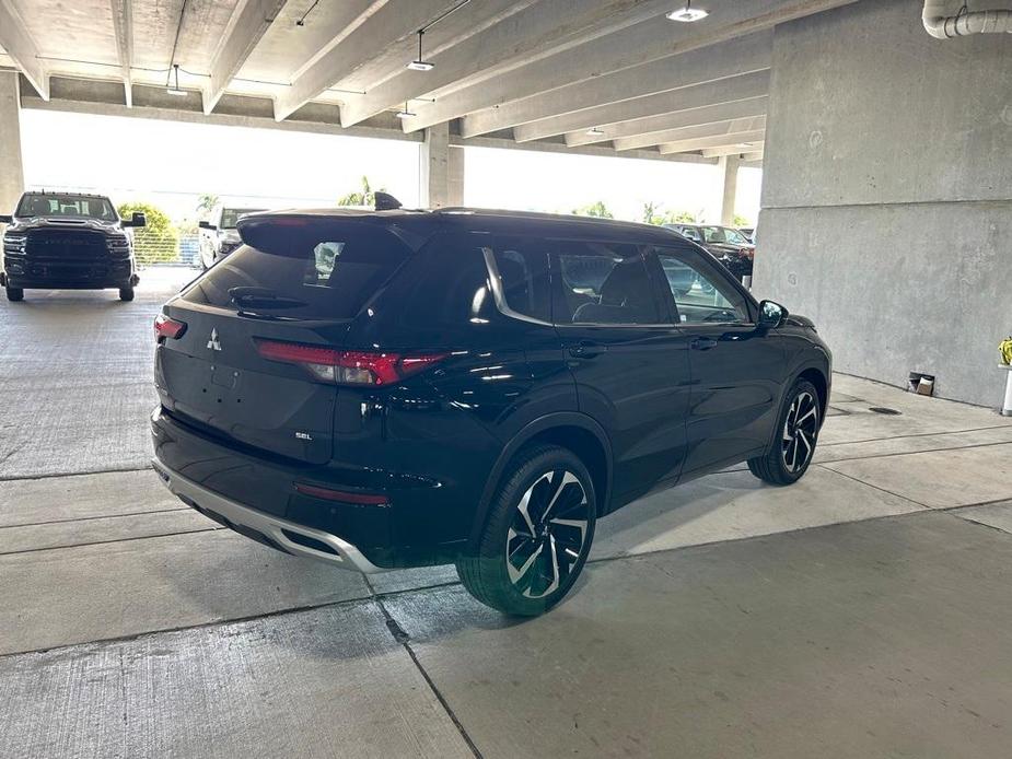 new 2024 Mitsubishi Outlander car, priced at $33,904