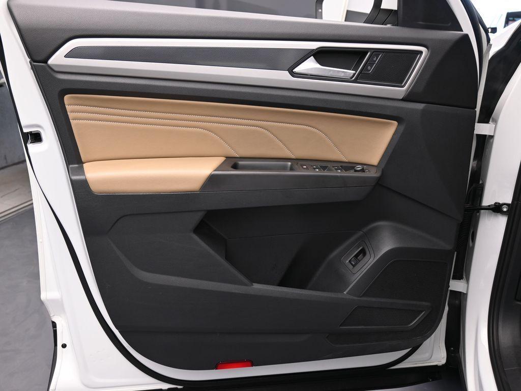 used 2023 Volkswagen Atlas Cross Sport car, priced at $27,750