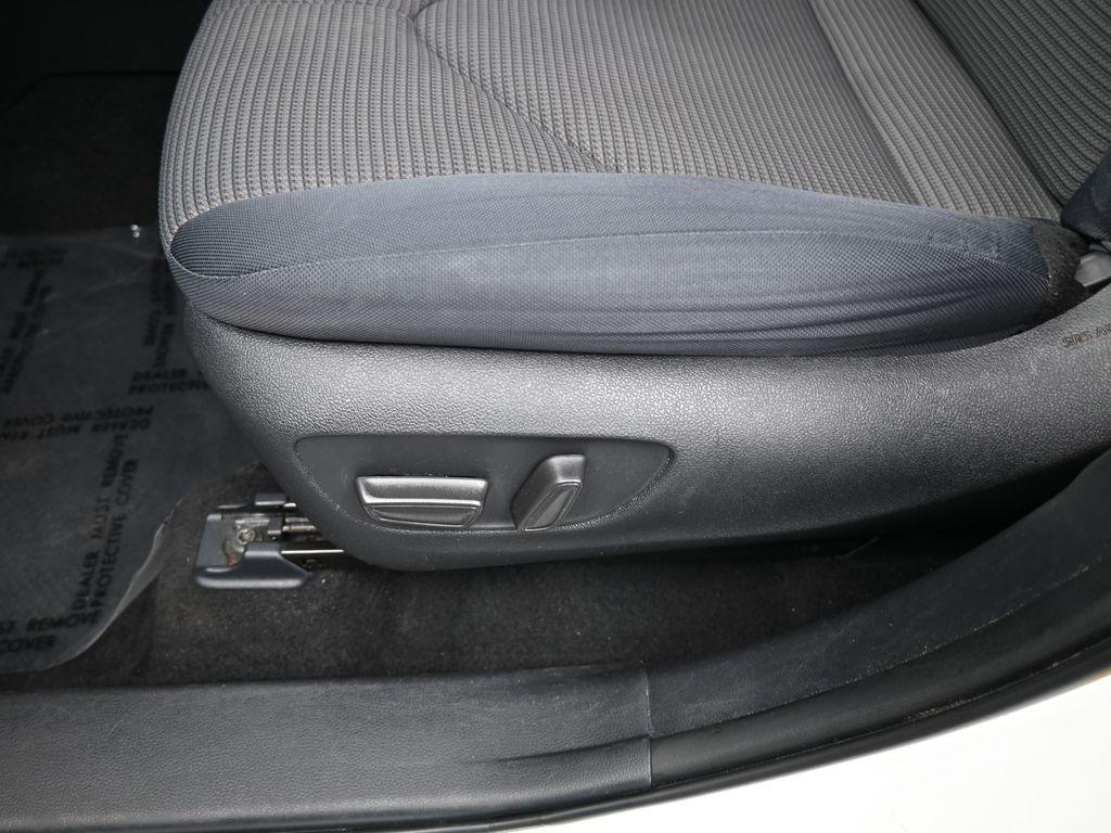 used 2021 Toyota Highlander car, priced at $26,238