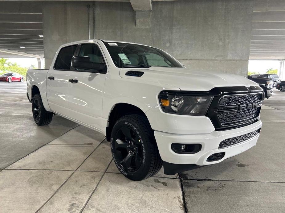 new 2024 Ram 1500 car, priced at $42,000