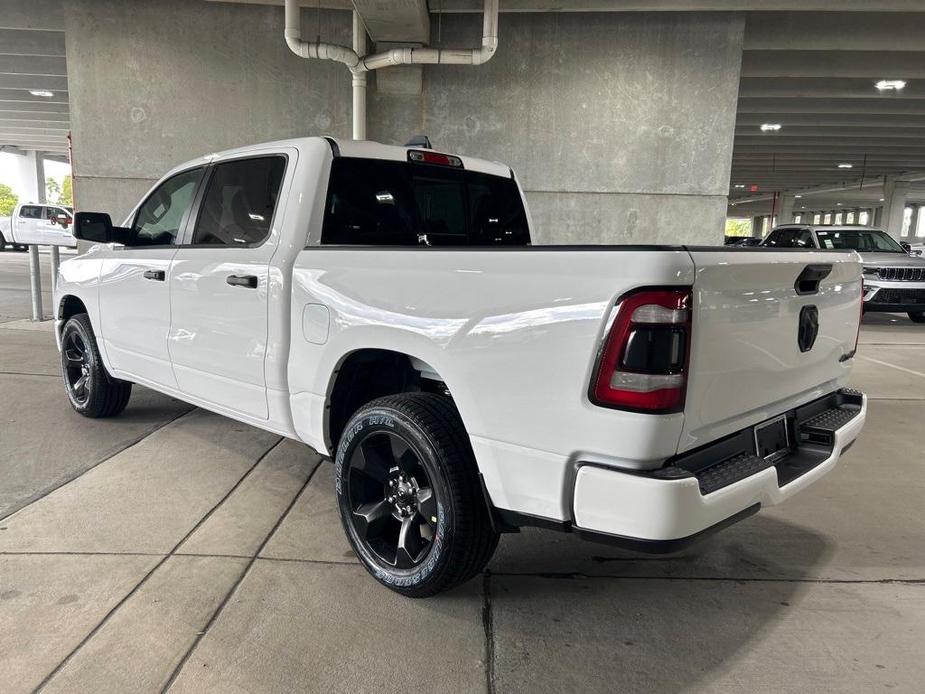 new 2024 Ram 1500 car, priced at $42,000