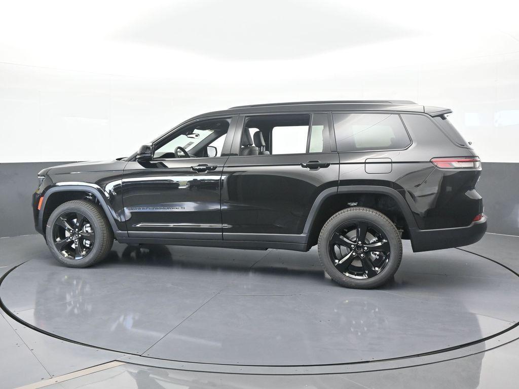 new 2025 Jeep Grand Cherokee L car
