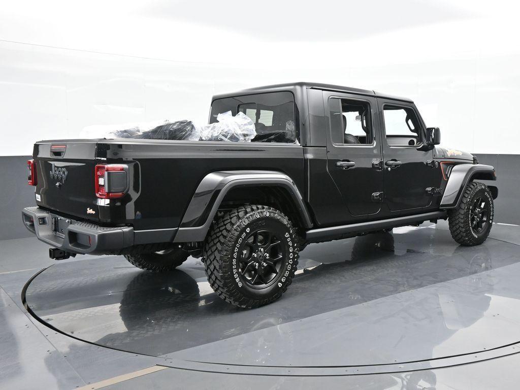 new 2024 Jeep Gladiator car, priced at $45,683