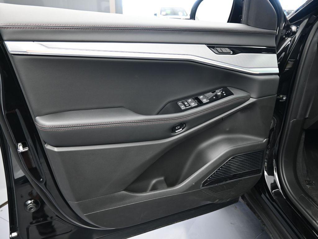new 2025 Jeep Wagoneer S car, priced at $61,301
