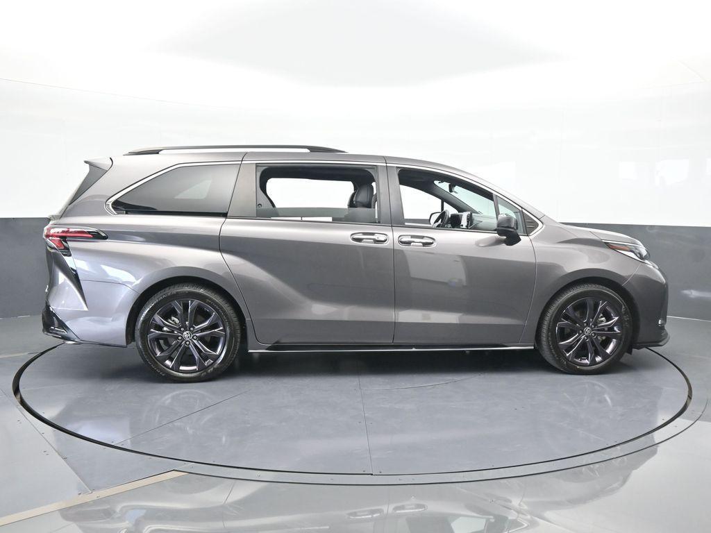 used 2022 Toyota Sienna car, priced at $39,451