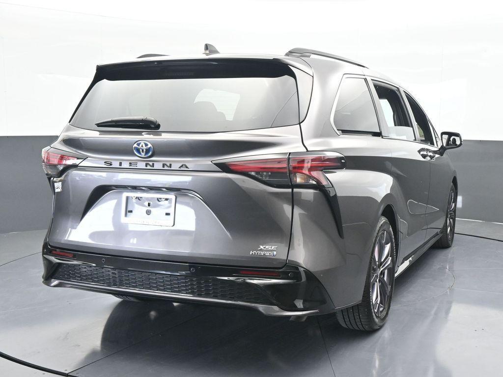 used 2022 Toyota Sienna car, priced at $39,451