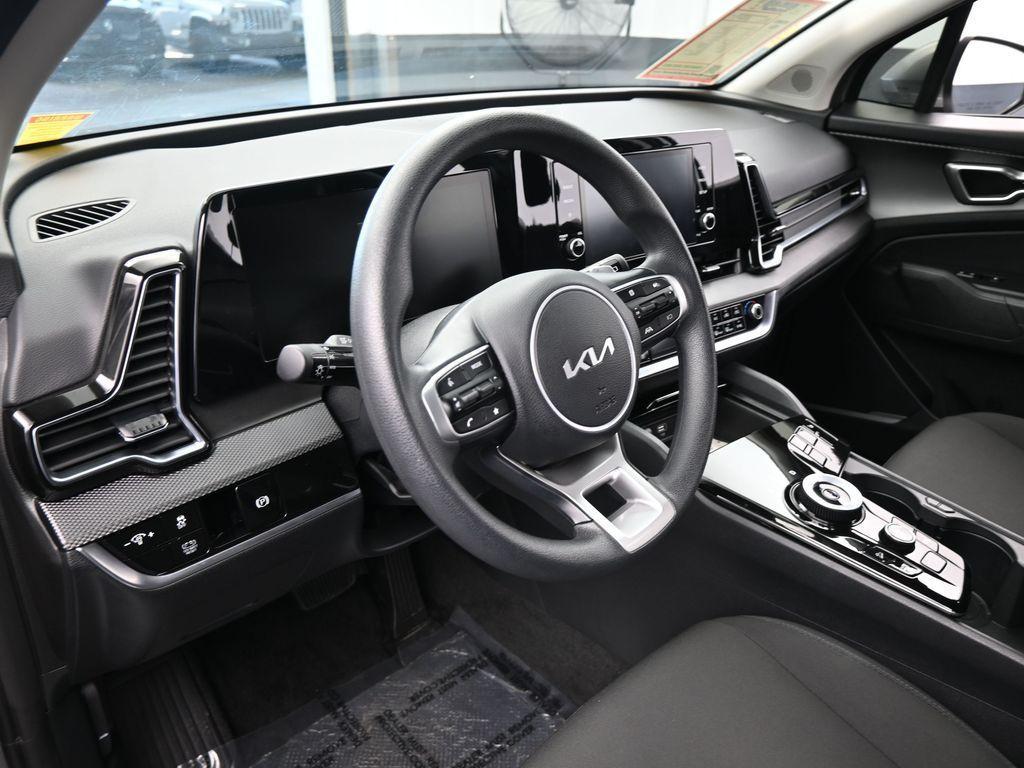 used 2024 Kia Sportage Hybrid car, priced at $25,322
