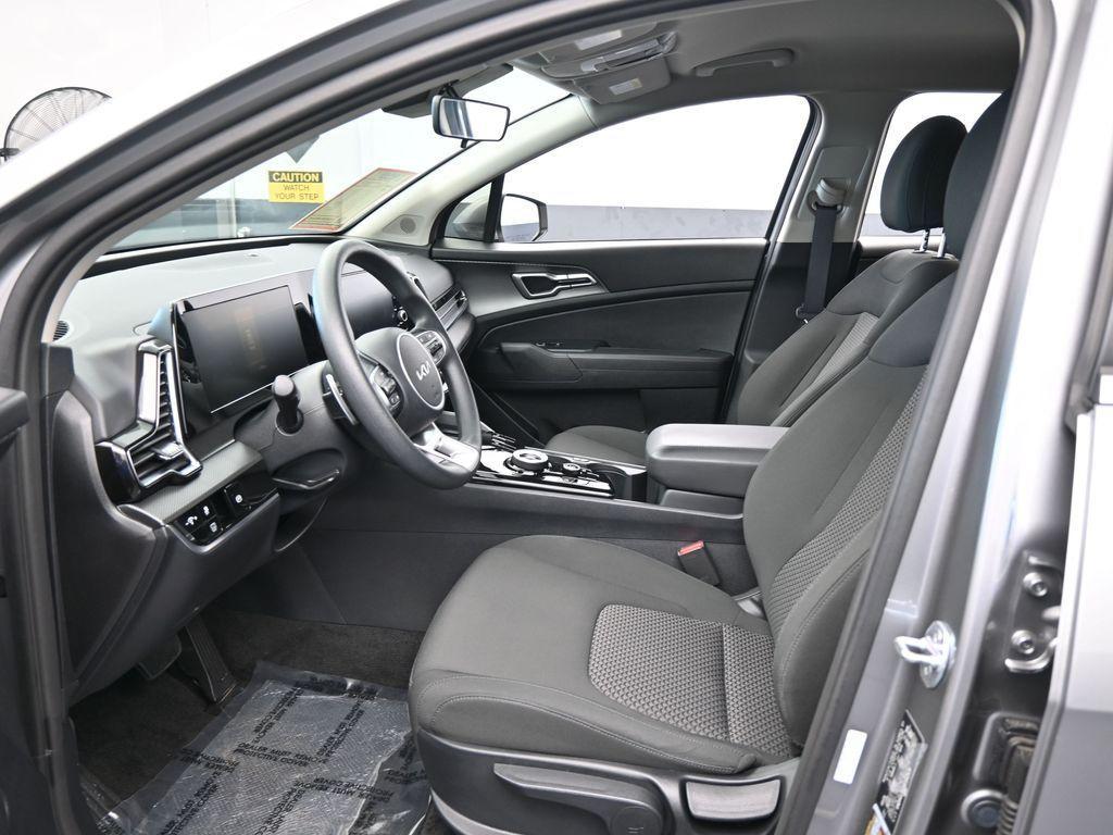 used 2024 Kia Sportage Hybrid car, priced at $25,322