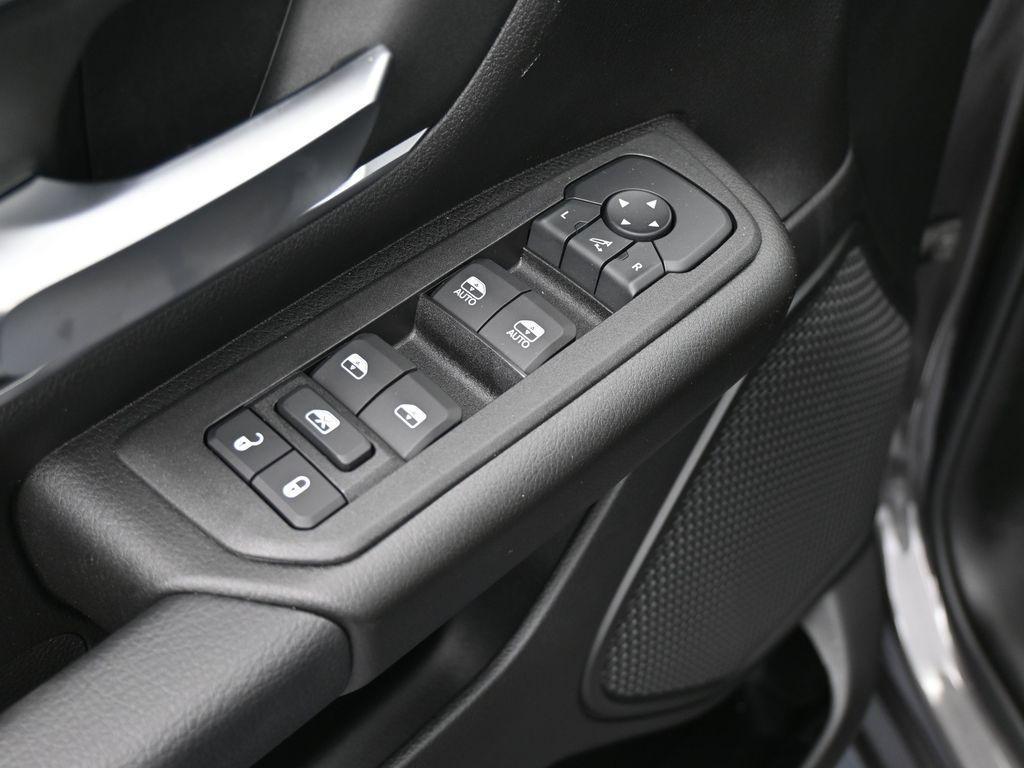 new 2025 Ram 1500 car