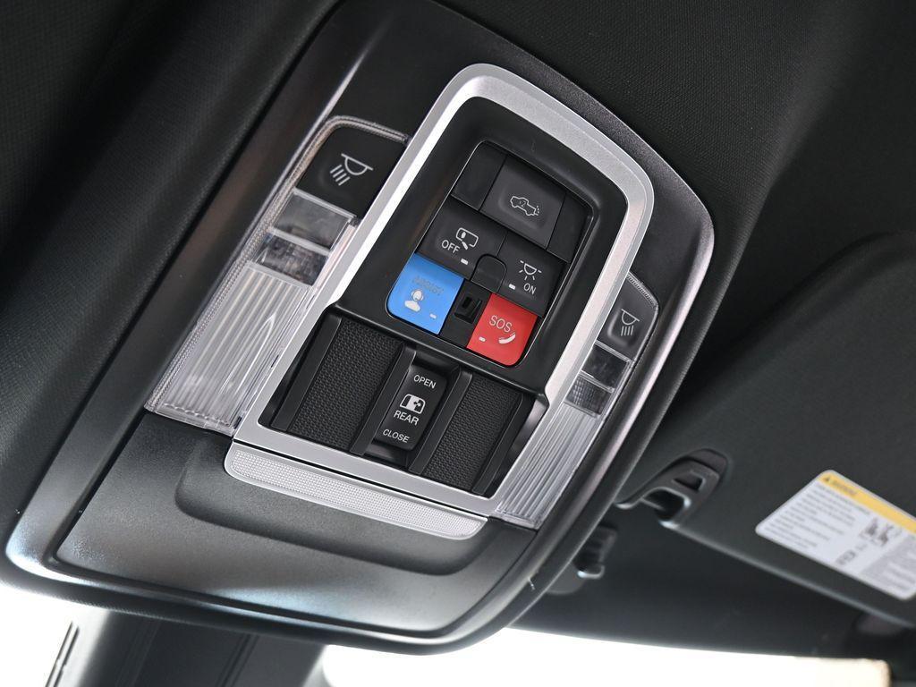 new 2025 Ram 1500 car