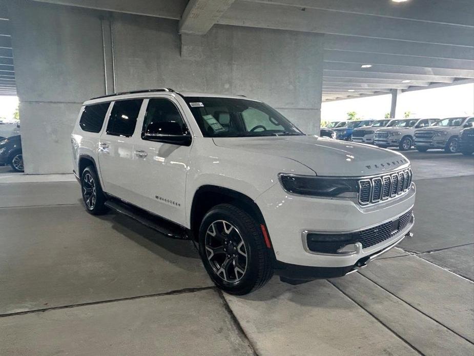 new 2023 Jeep Wagoneer L car, priced at $76,674