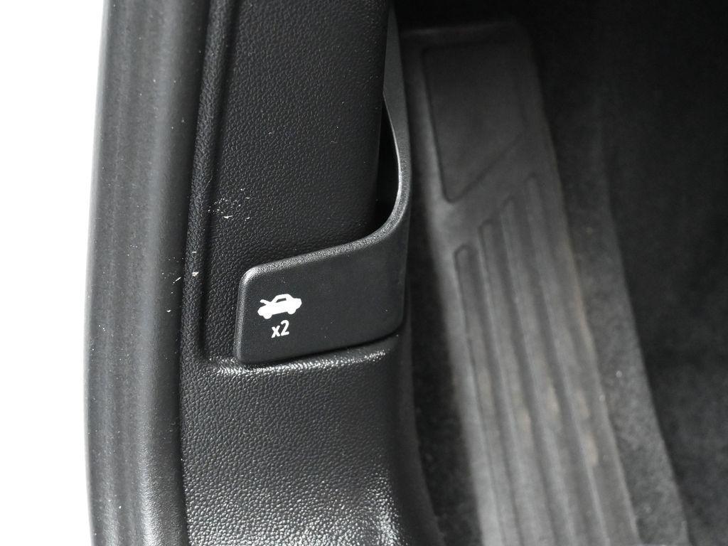 used 2025 Chevrolet Equinox EV car, priced at $34,991