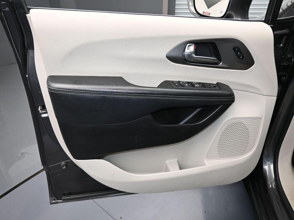 used 2022 Chrysler Pacifica car, priced at $21,990