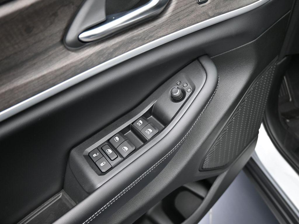 new 2025 Jeep Grand Cherokee car