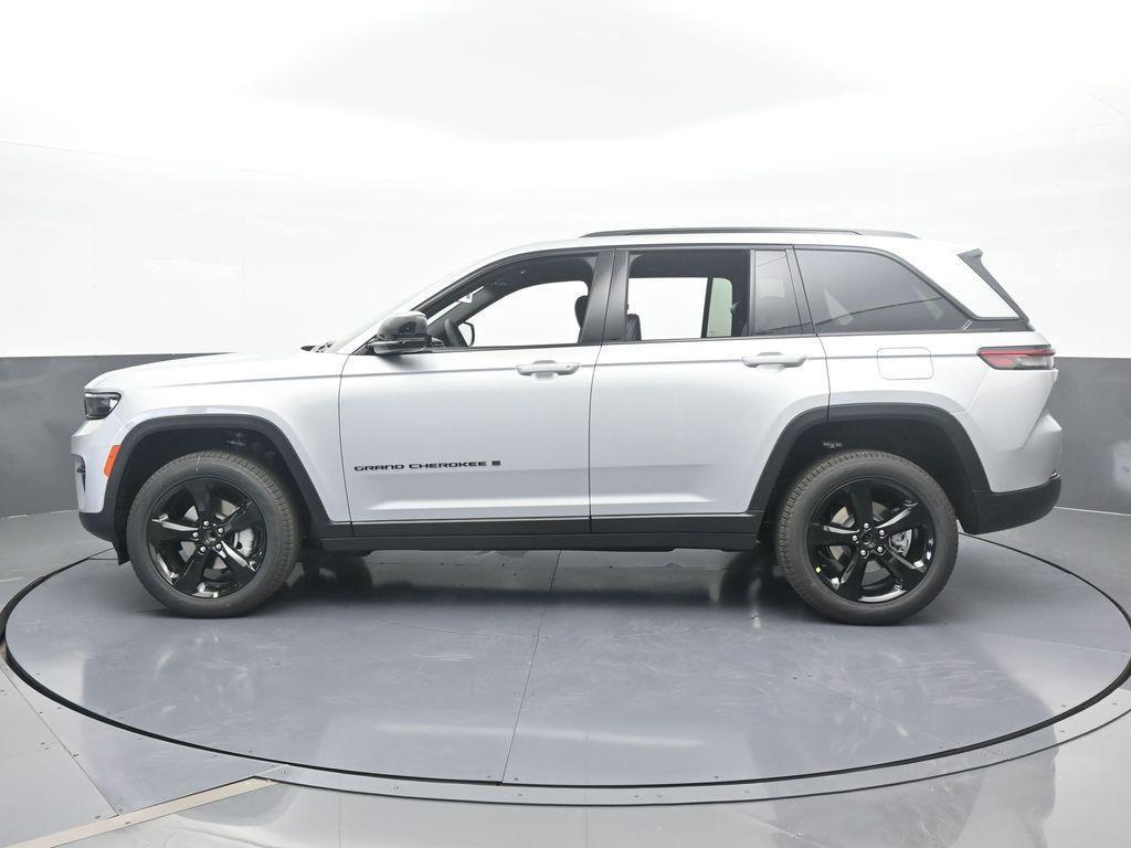 new 2025 Jeep Grand Cherokee car