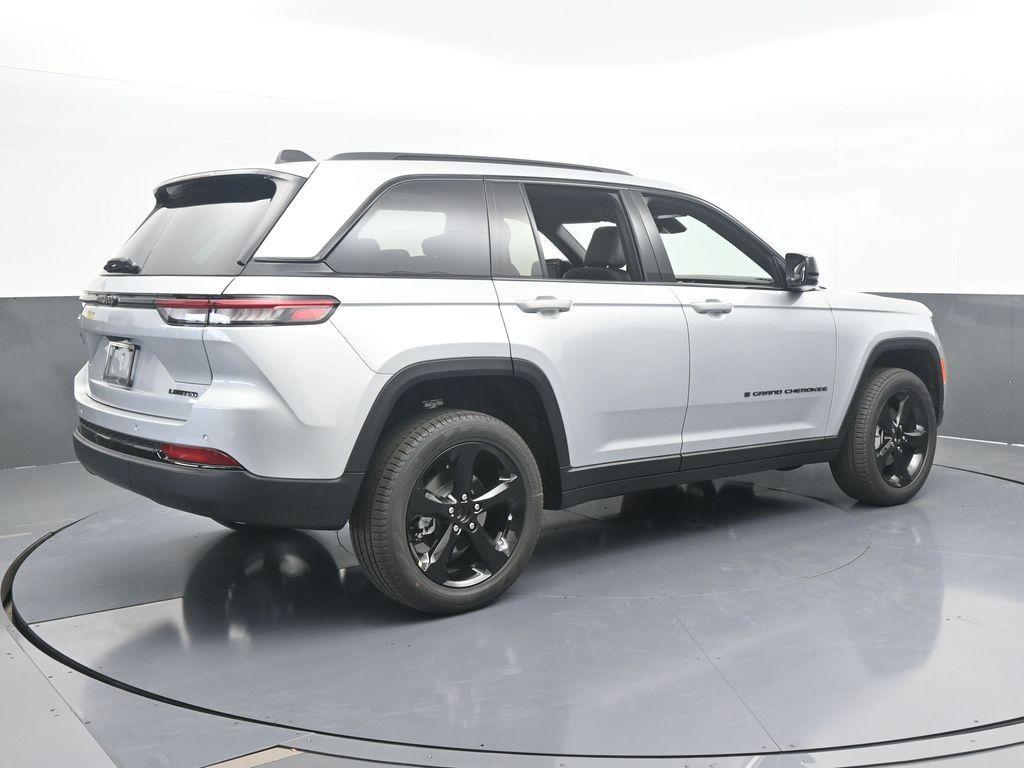 new 2025 Jeep Grand Cherokee car