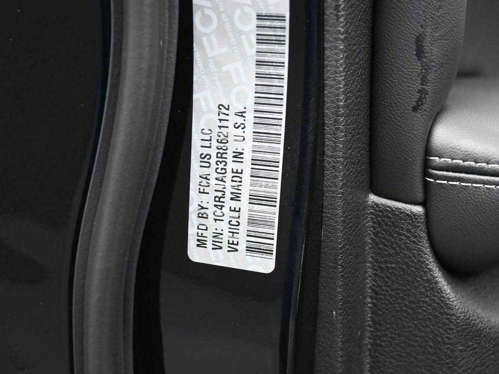 new 2024 Jeep Grand Cherokee L car, priced at $43,325