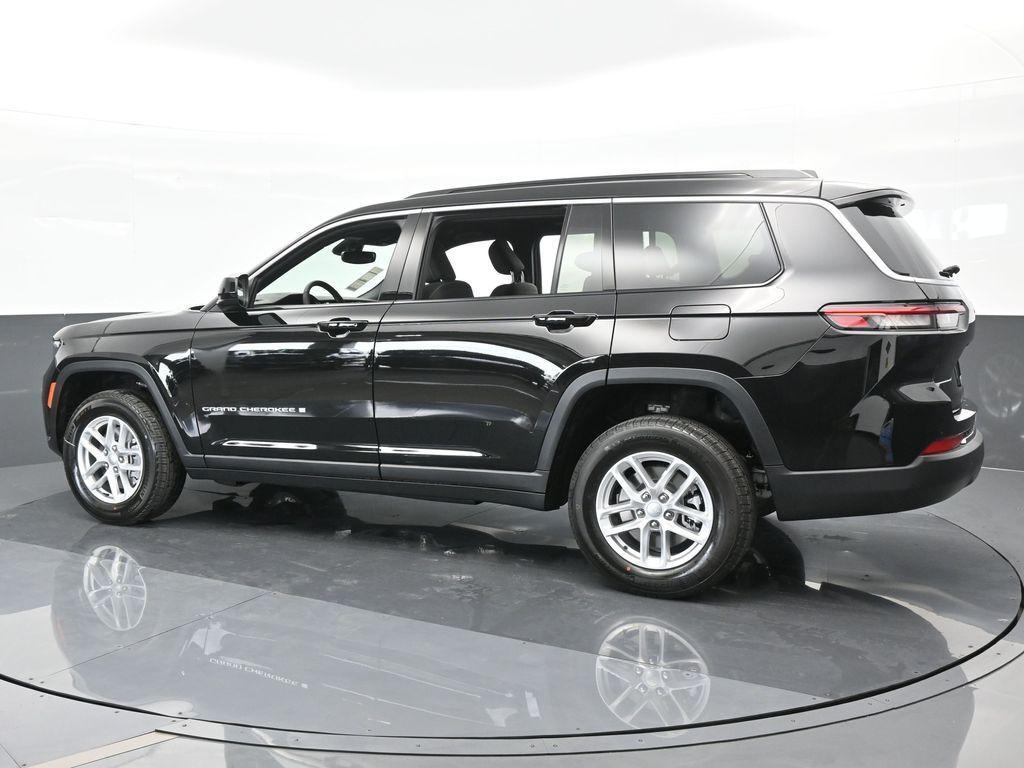 new 2024 Jeep Grand Cherokee L car, priced at $43,325