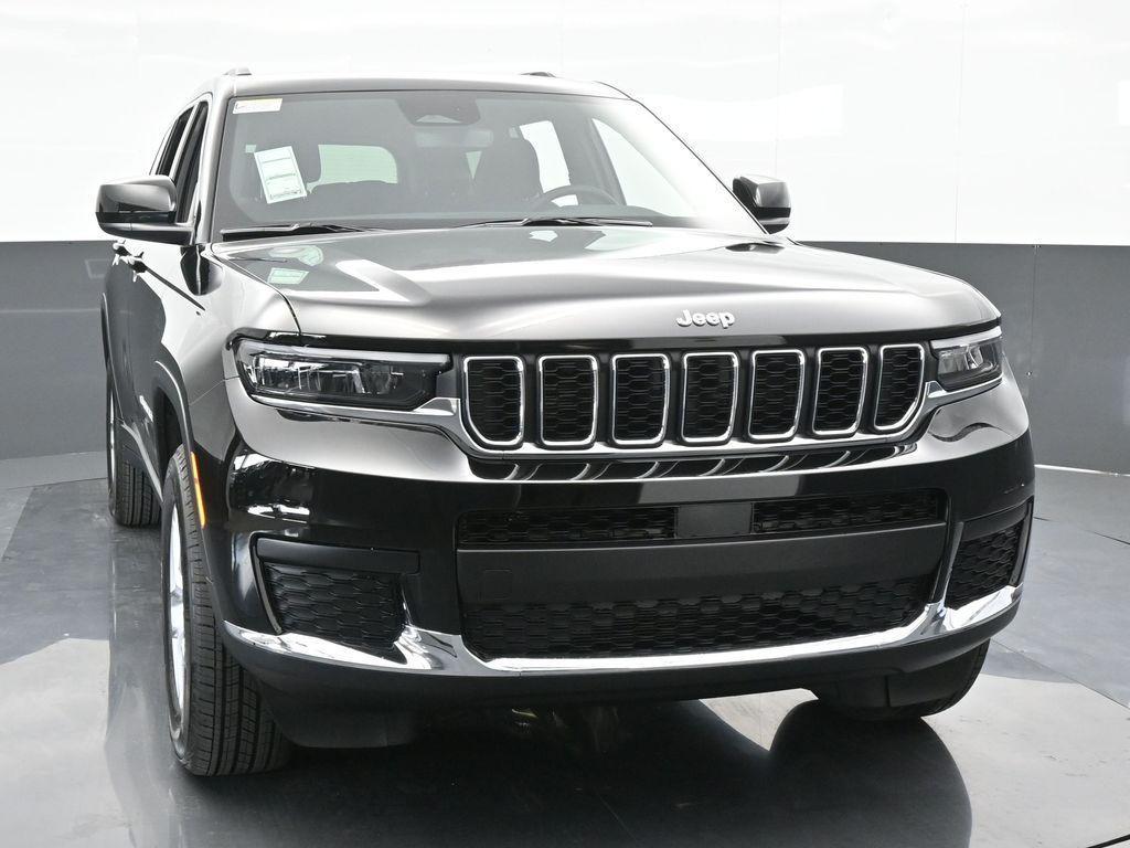 new 2024 Jeep Grand Cherokee L car, priced at $43,325