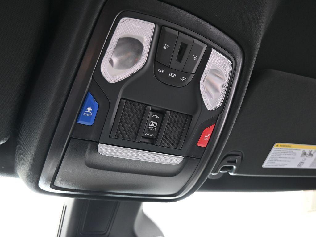 new 2025 Ram 1500 car